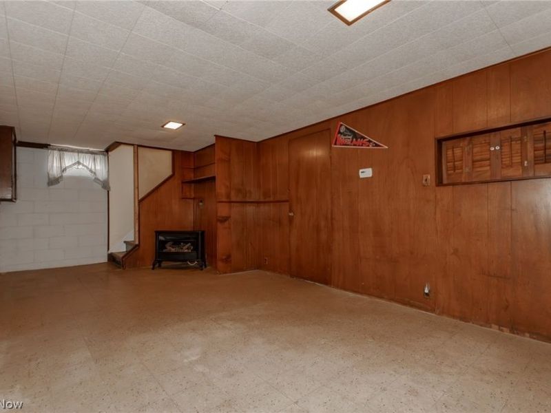 30545 Willow Lane, Willowick, OH 44095 Photo 22