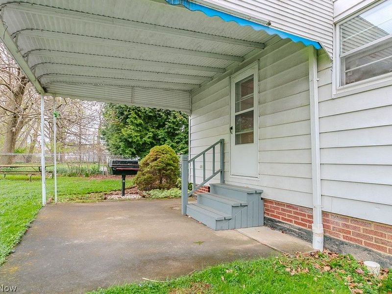 30545 Willow Lane, Willowick, OH 44095 Photo 26