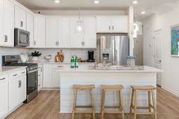 678 Bolder Way photo 4