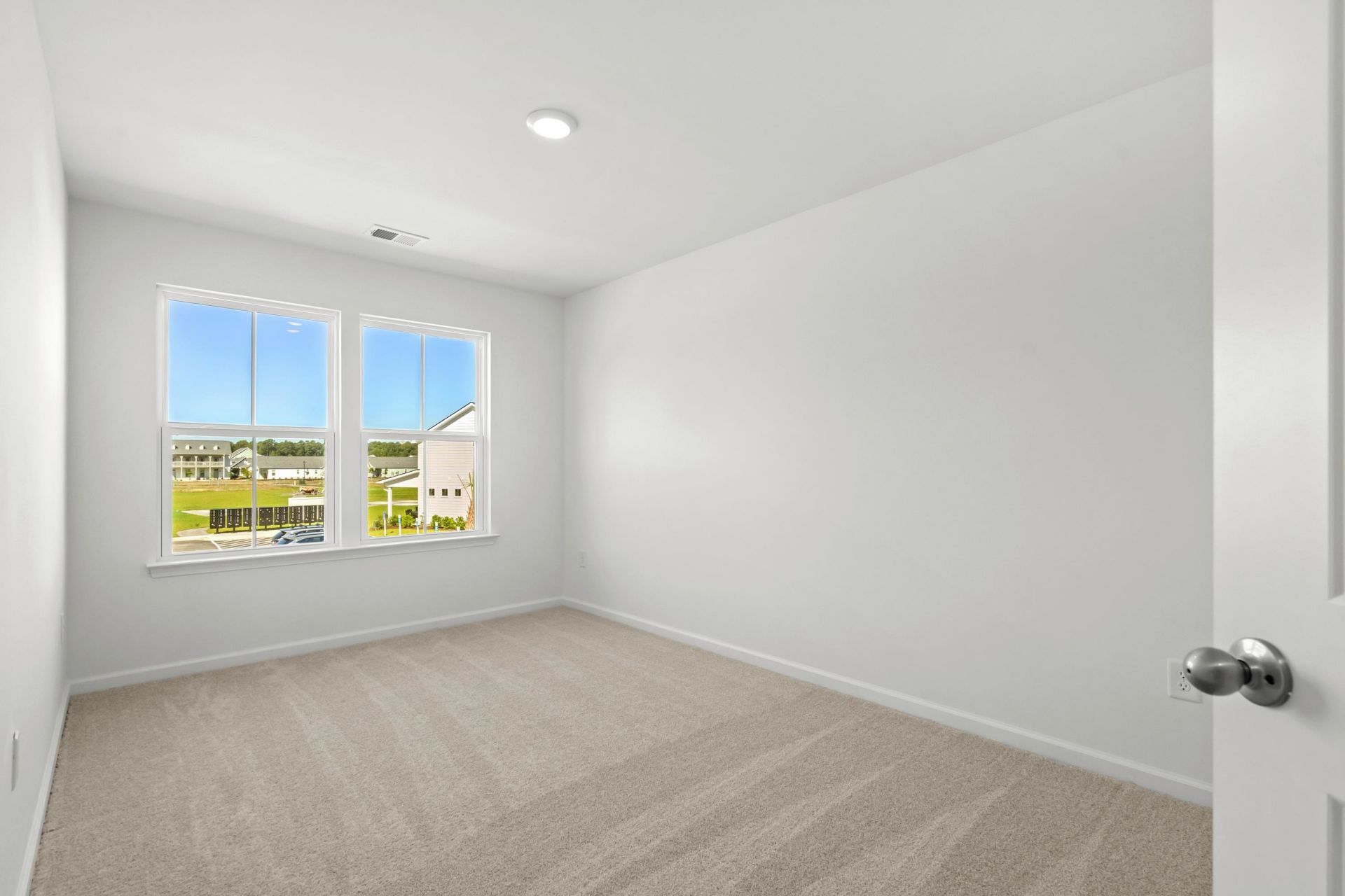 678 Bolder Way Photo 31