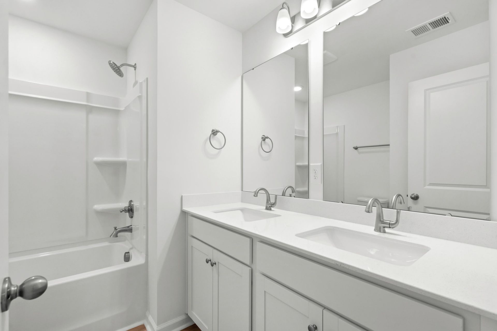 678 Bolder Way Photo 33