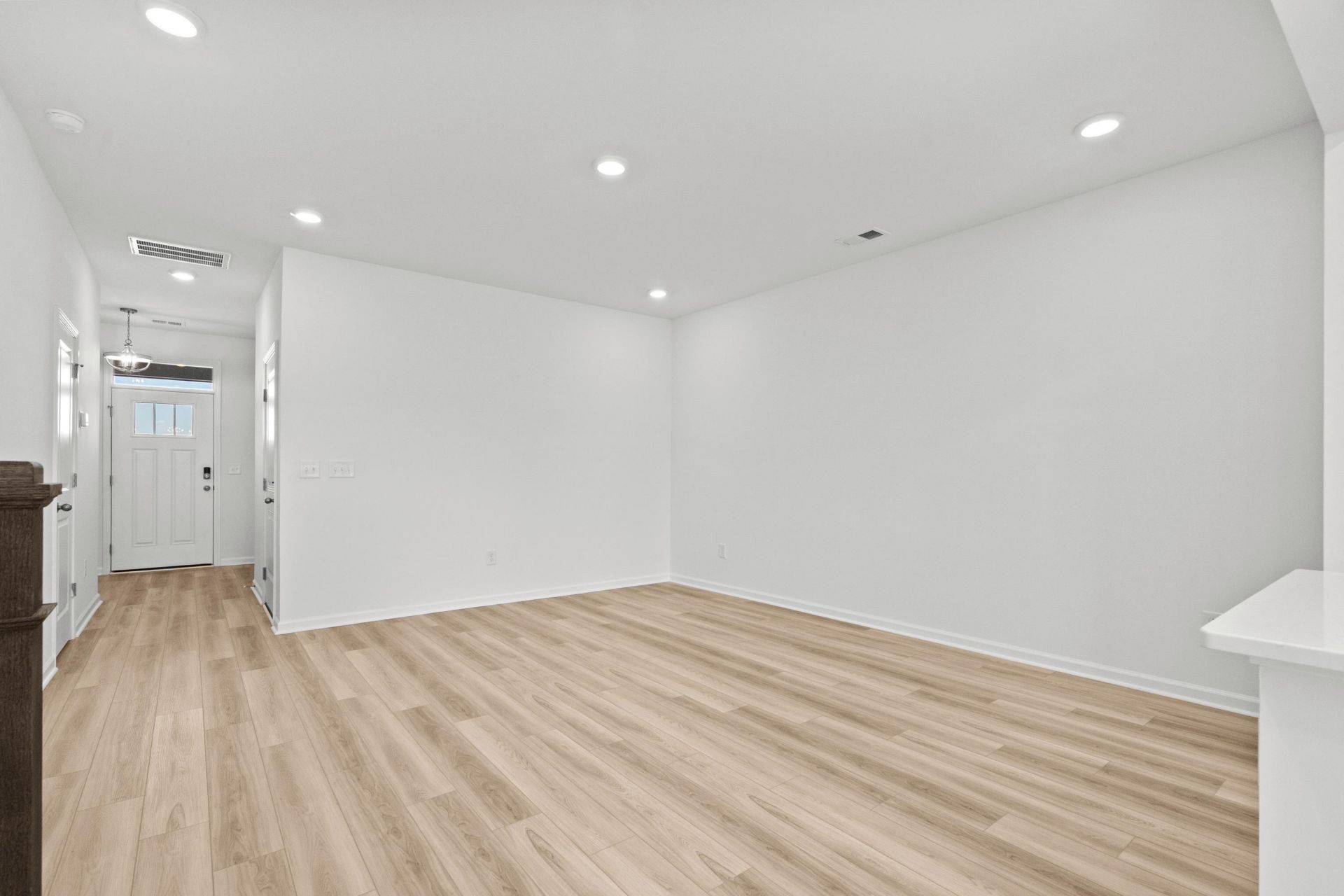 678 Bolder Way Photo 7