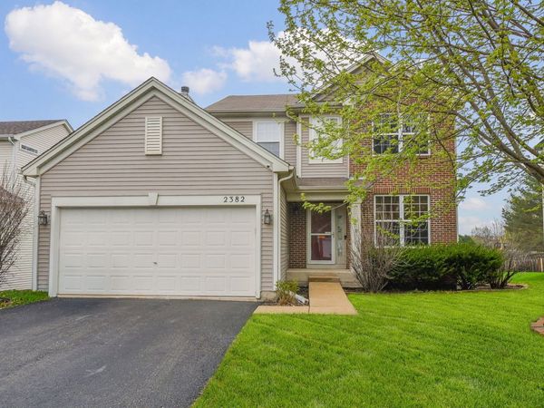 2382 Shiloh Drive , Aurora, IL 60503