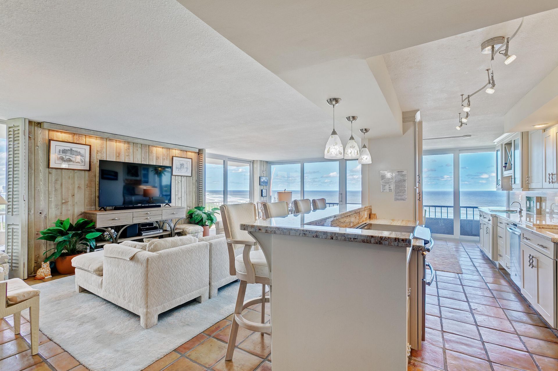 5550 N Ocean Drive, Unit 12c, Singer Island, FL 33404 Photo