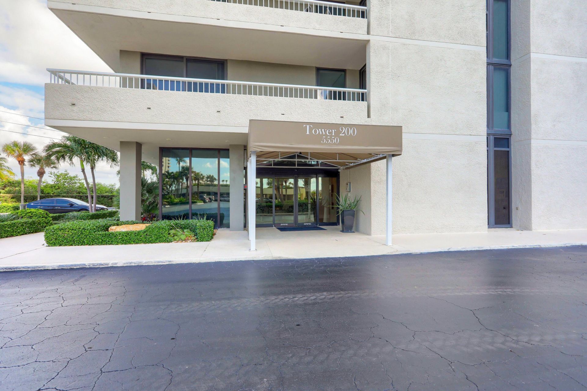 5550 N Ocean Drive, Unit 12c, Singer Island, FL 33404 Photo