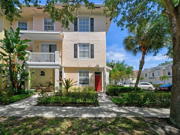 175 Galicia Way, Unit 211, Jupiter, FL 33458