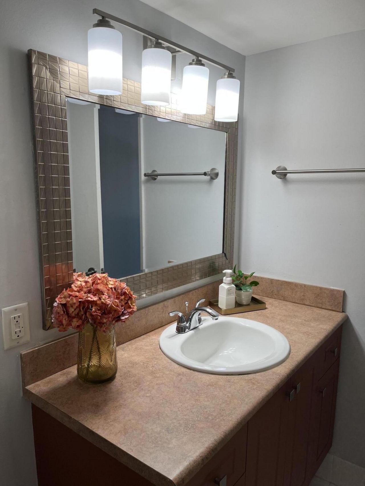 1915 Lavers Circle E, Unit E101, Delray Beach, FL 33444 Photo
