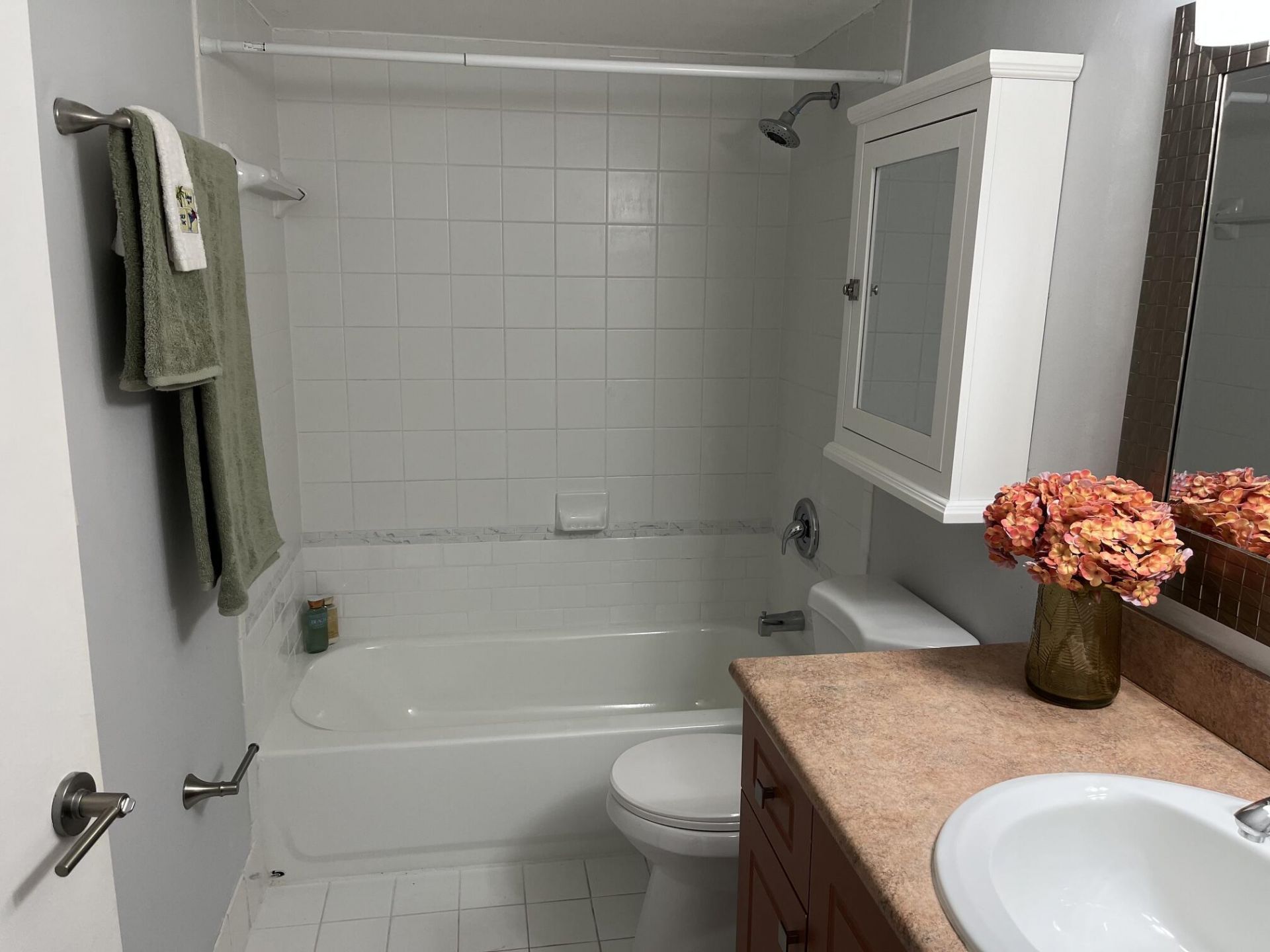 1915 Lavers Circle E, Unit E101, Delray Beach, FL 33444 Photo