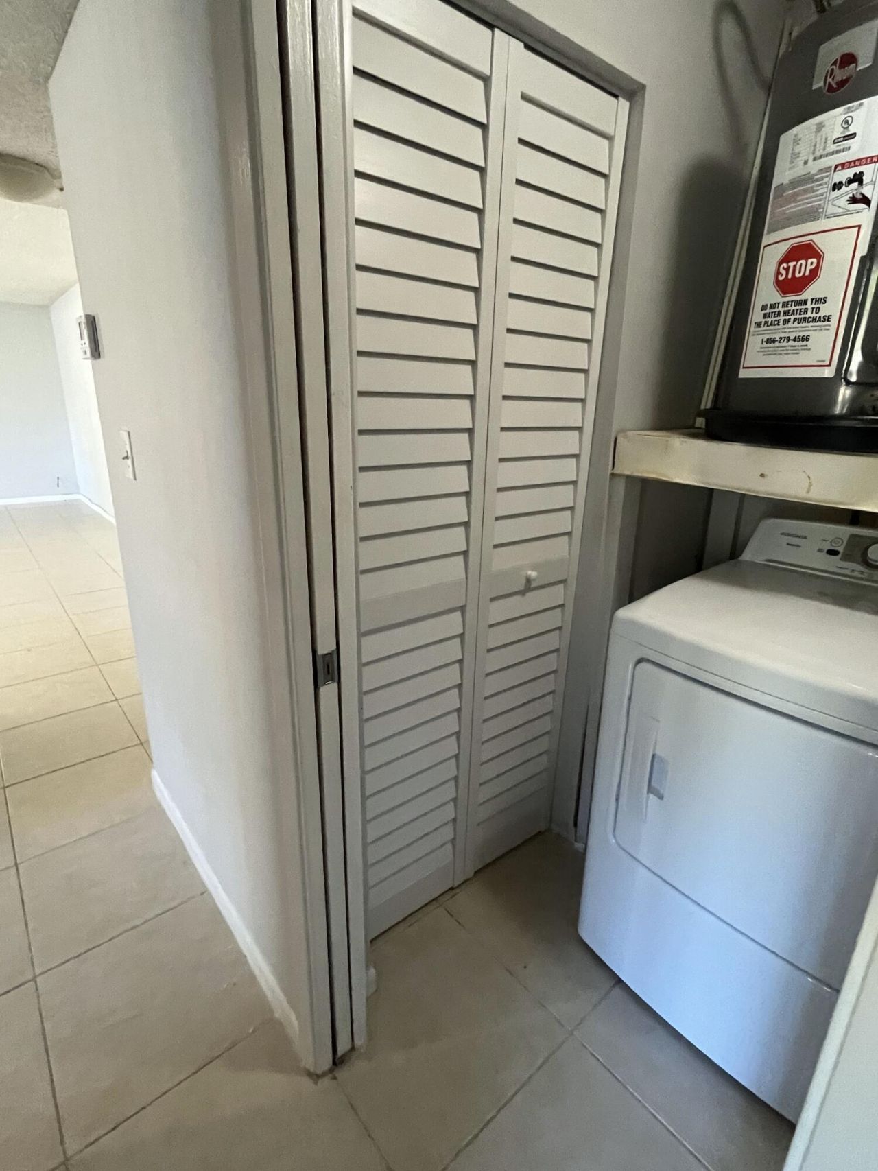 1915 Lavers Circle E, Unit E101, Delray Beach, FL 33444 Photo