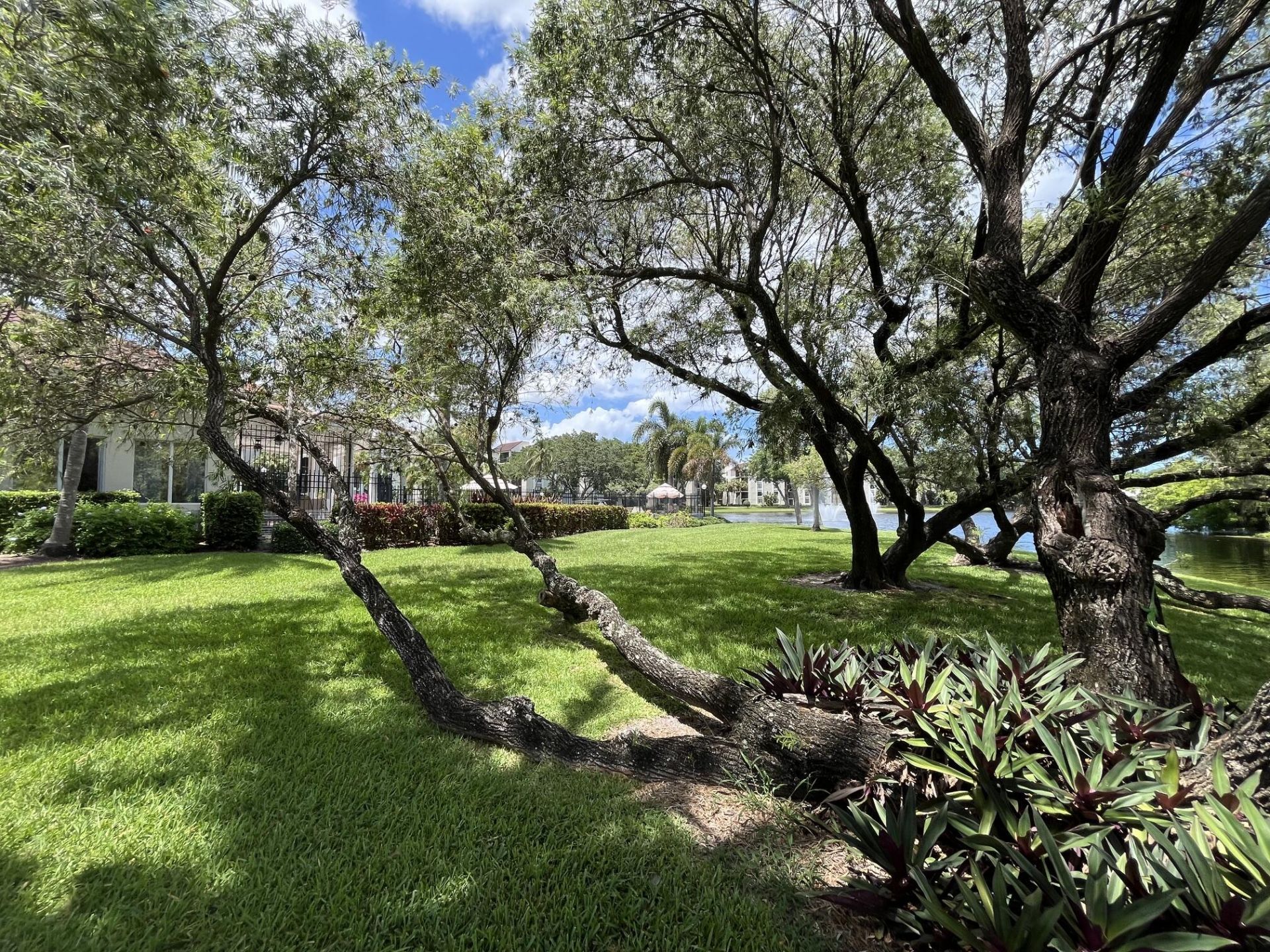 1915 Lavers Circle E, Unit E101, Delray Beach, FL 33444 Photo