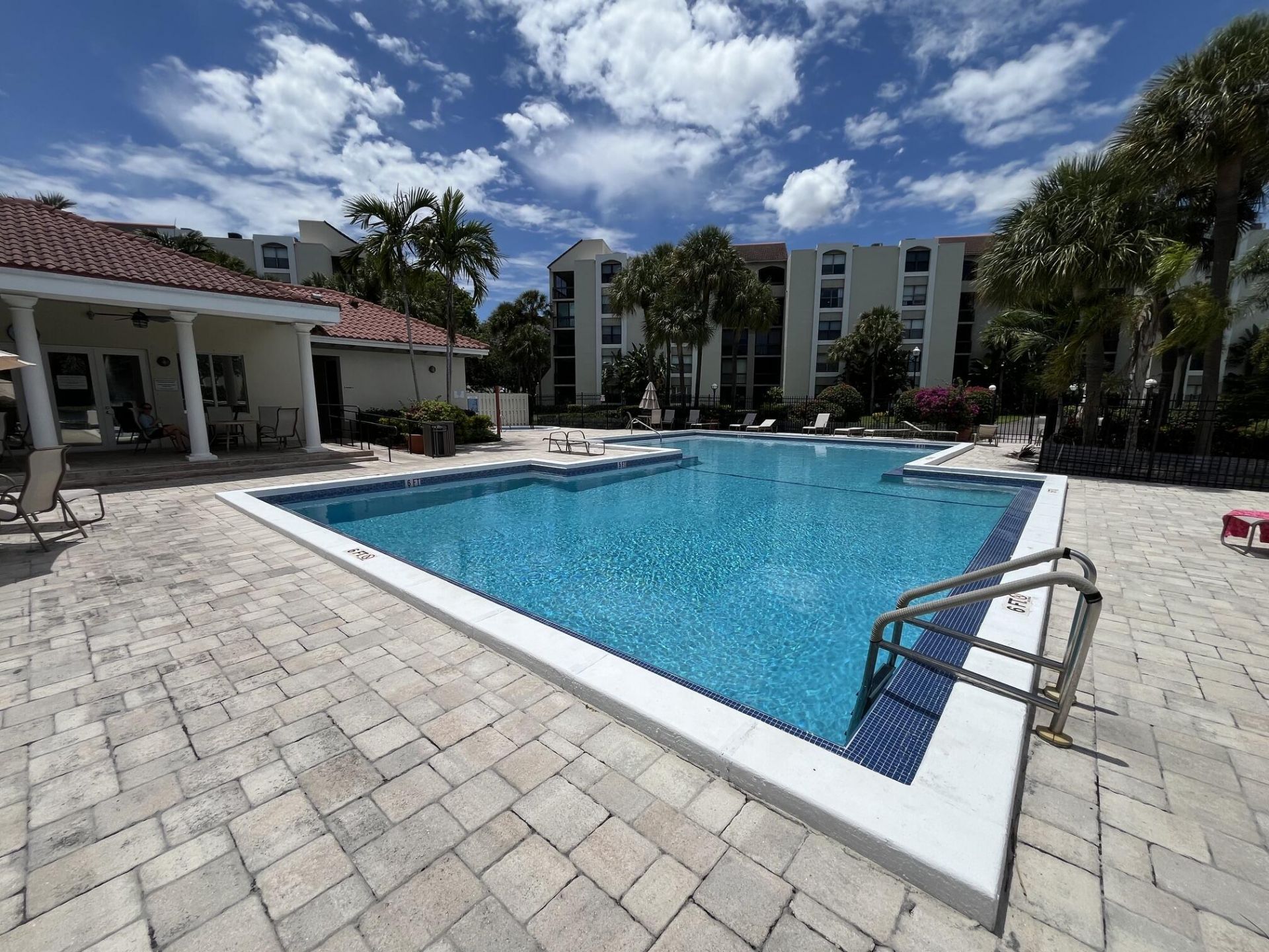 1915 Lavers Circle E, Unit E101, Delray Beach, FL 33444 Photo