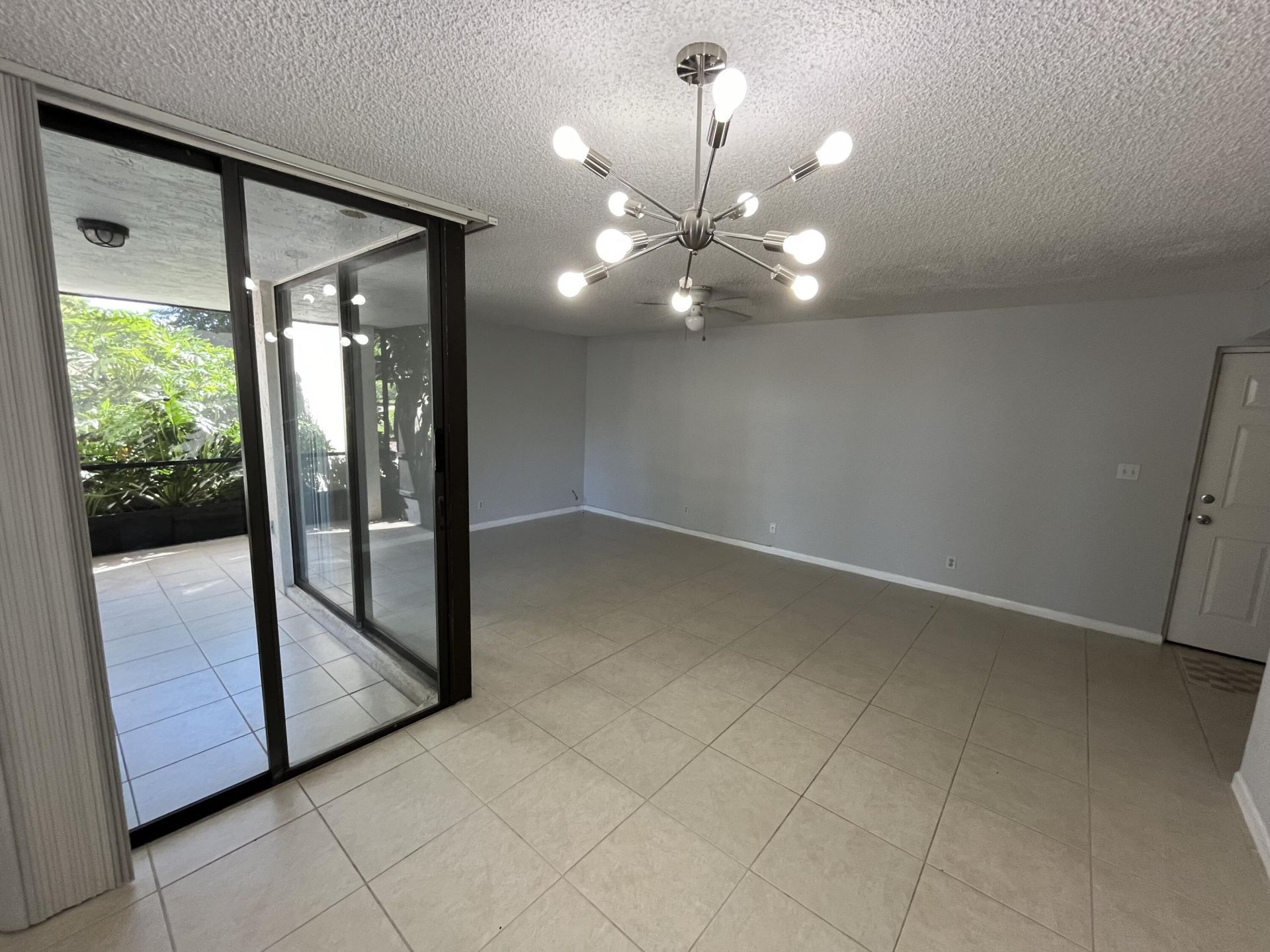 1915 Lavers Circle E, Unit E101, Delray Beach, FL 33444 Photo