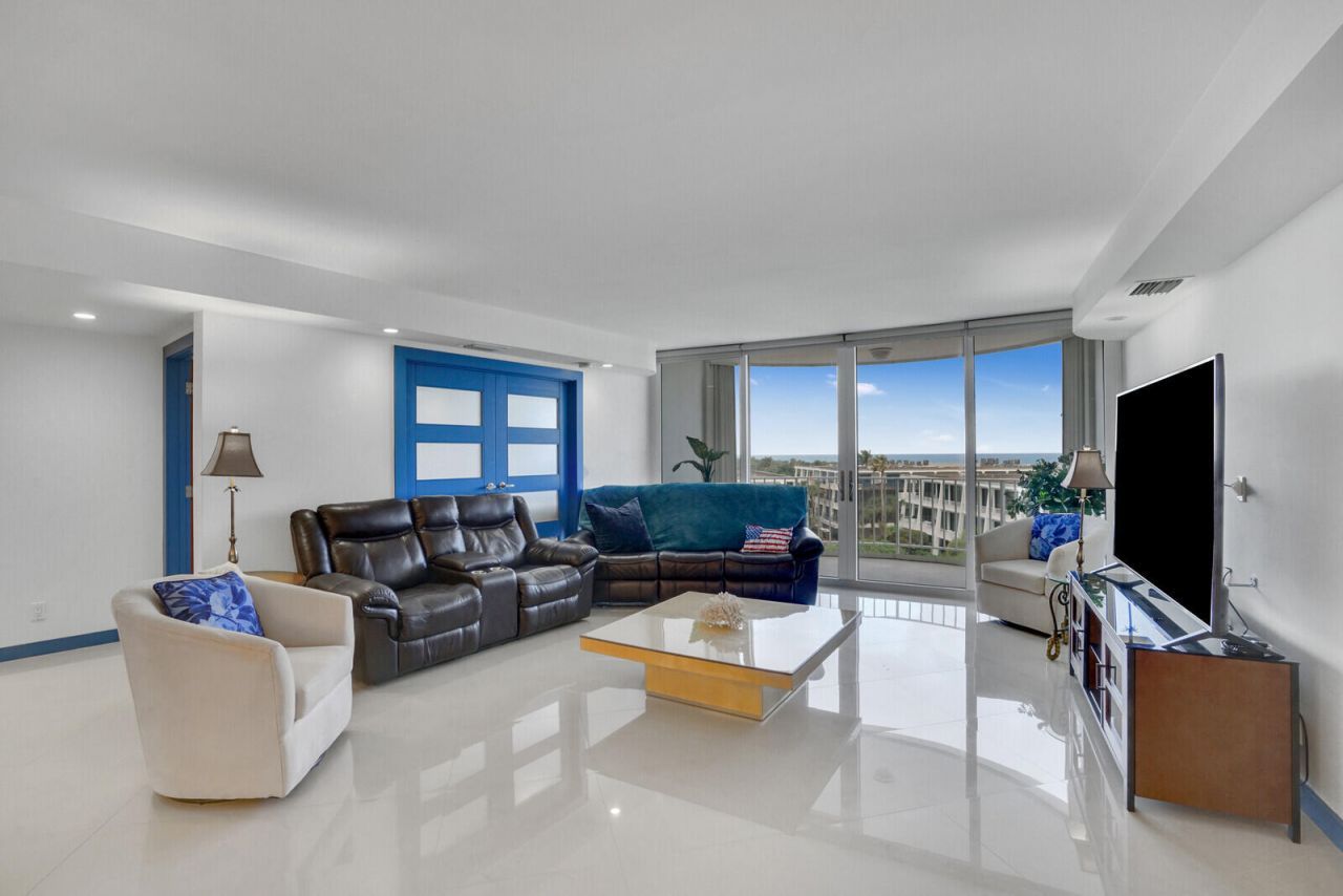 2295 S Ocean Boulevard, Unit 619, Palm Beach, FL 33480 Photo