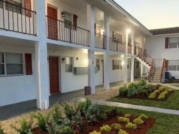 10120 NW 36th Street, Unit 9, Coral Springs, FL 33065