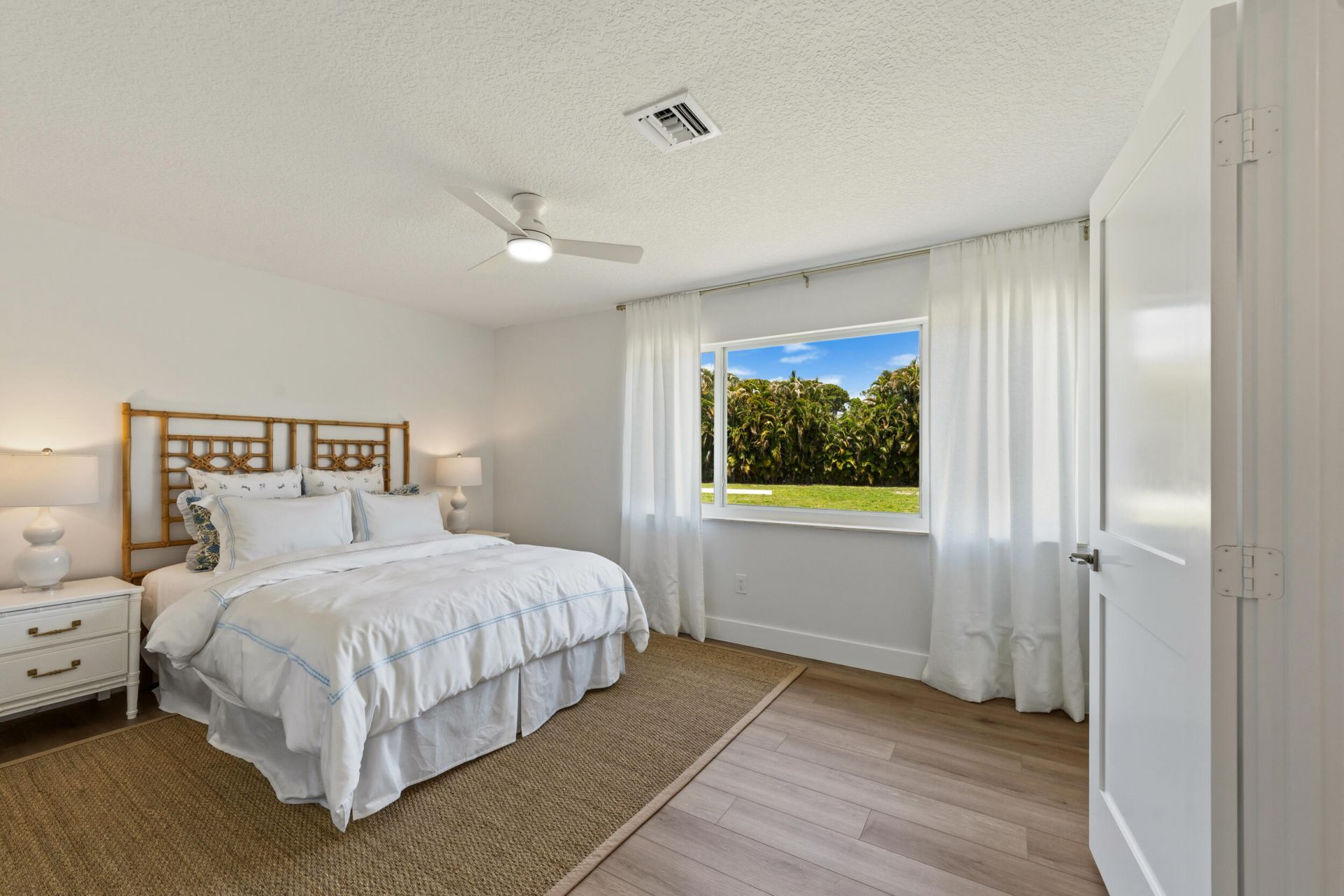 8781 N Virginia Avenue, Palm Beach Gardens, FL 33418 Photo