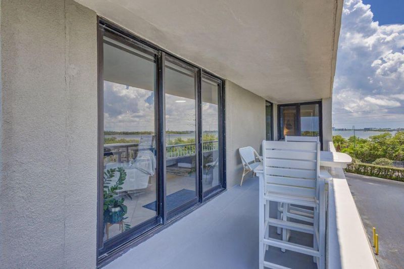 5550 N Ocean Drive, Unit 3c, Singer Island, FL 33404 Photo