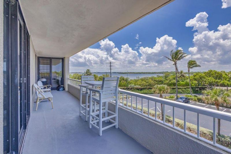 5550 N Ocean Drive, Unit 3c, Singer Island, FL 33404 Photo