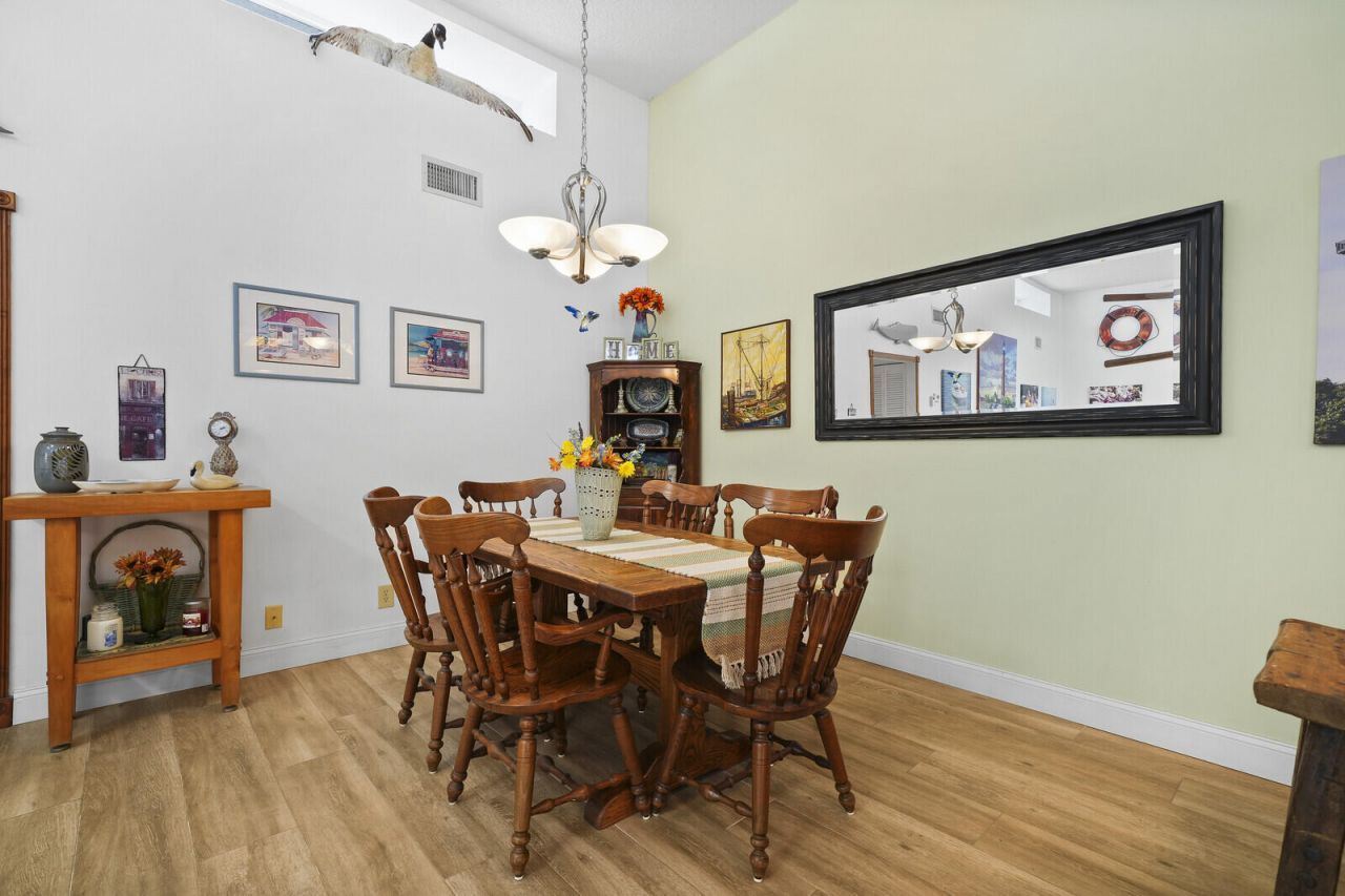 3922 SE Fairway W, Stuart, FL 34997 Photo