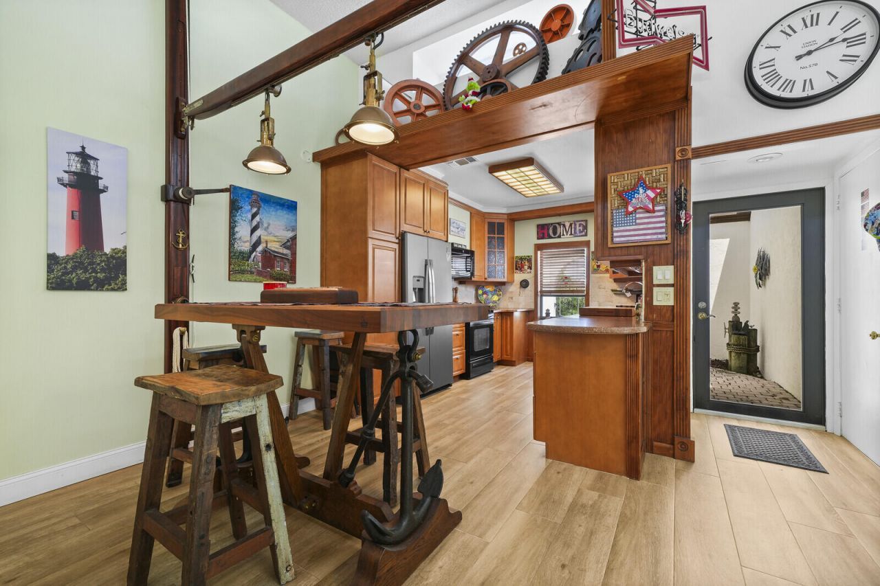 3922 SE Fairway W, Stuart, FL 34997 Photo