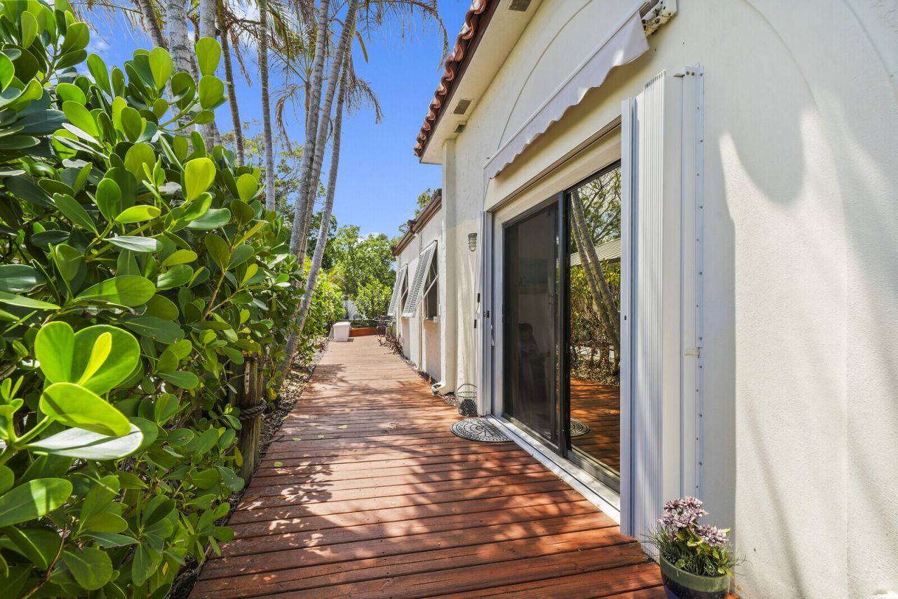 3922 SE Fairway W, Stuart, FL 34997 Photo