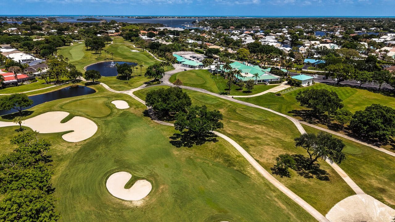 3922 SE Fairway W, Stuart, FL 34997 Photo