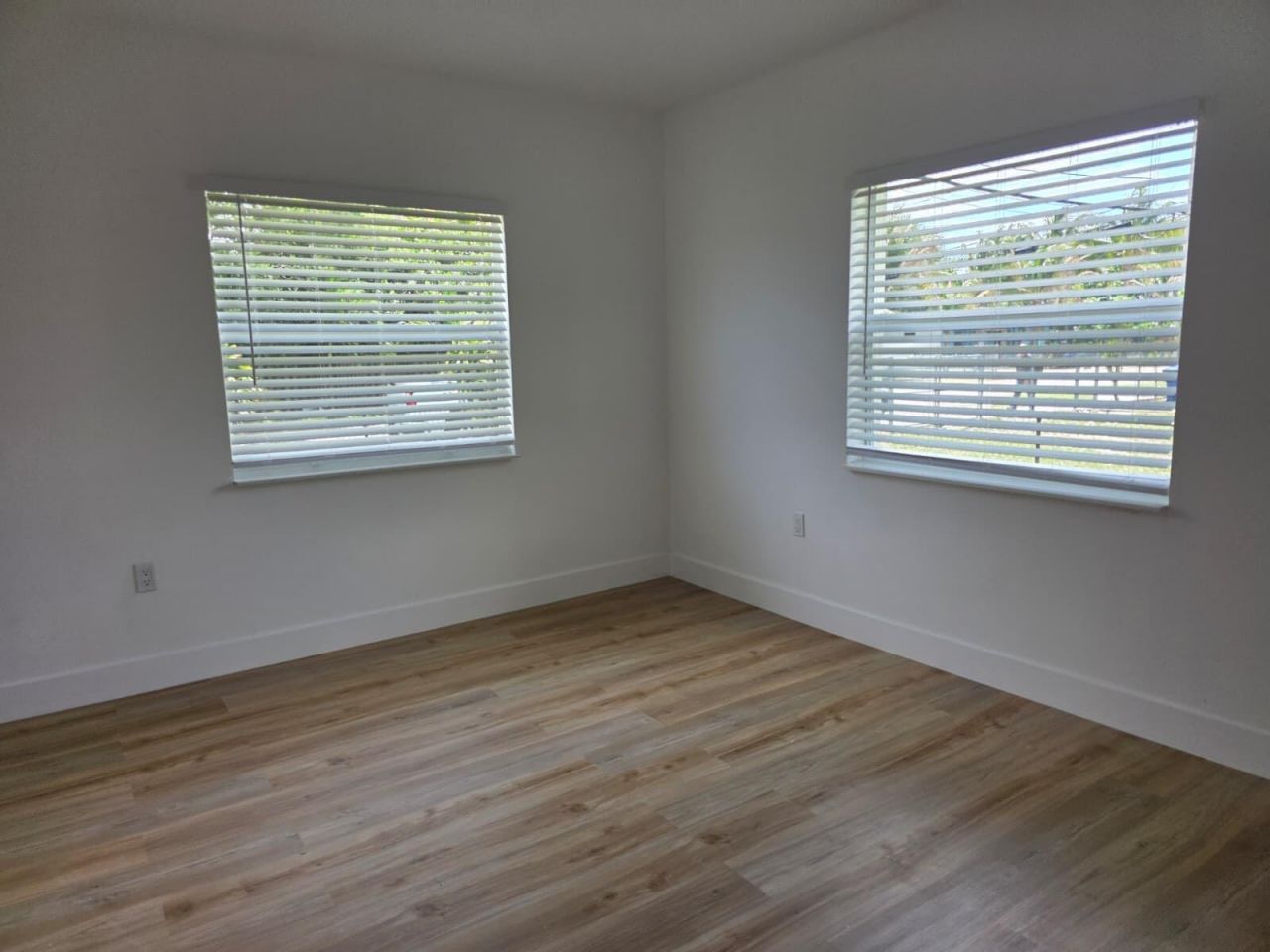 9900 NW 25th Avenue, Miami, FL 33147 Photo