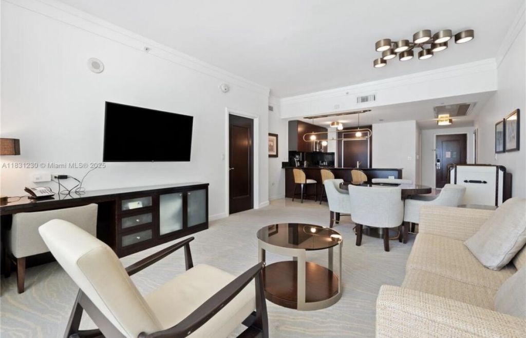 4391 Collins Avenue, Unit 623, Miami Beach, FL 33140 Photo