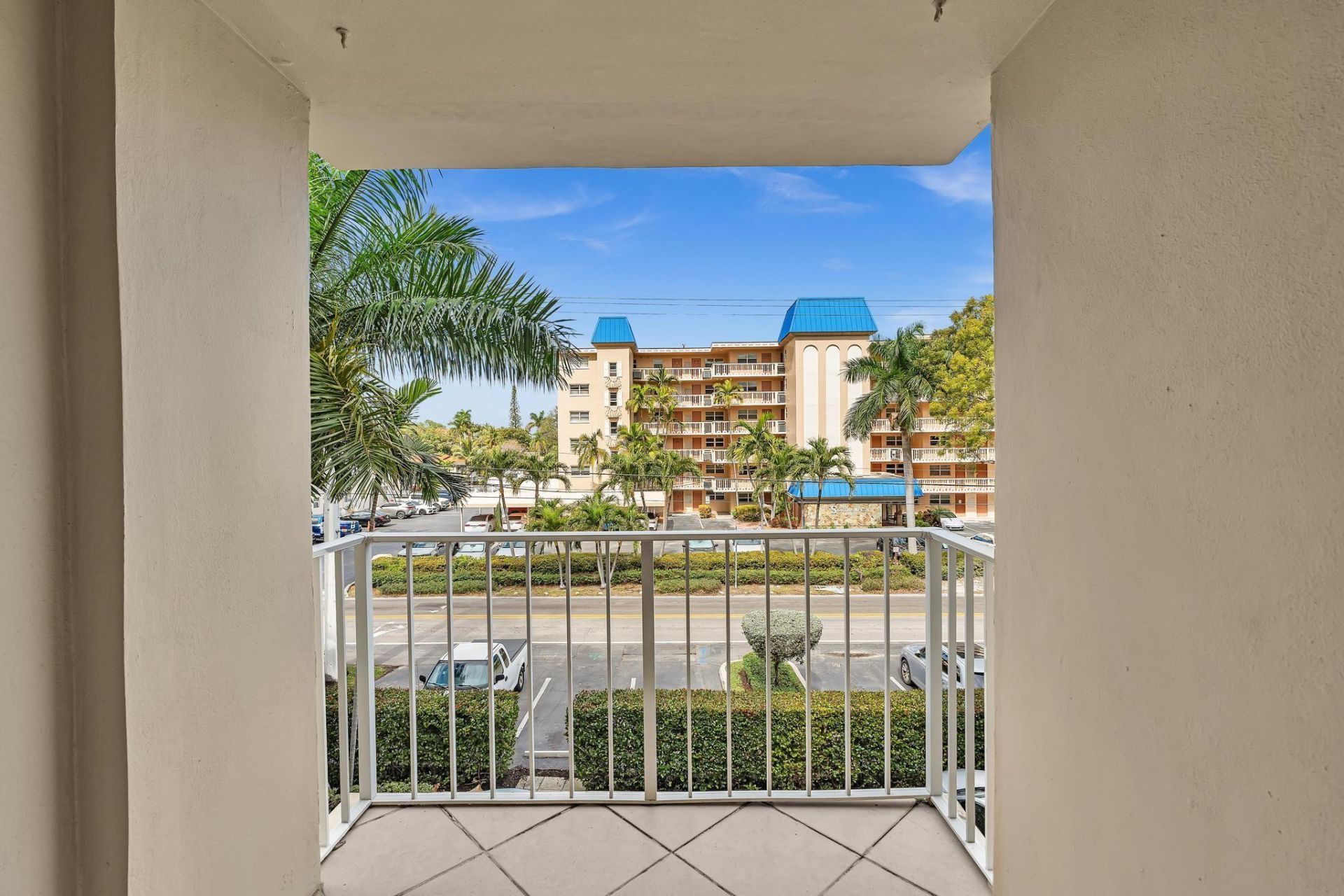 1600 SE 15th Street, Unit 305, Fort Lauderdale, FL 33316 Photo