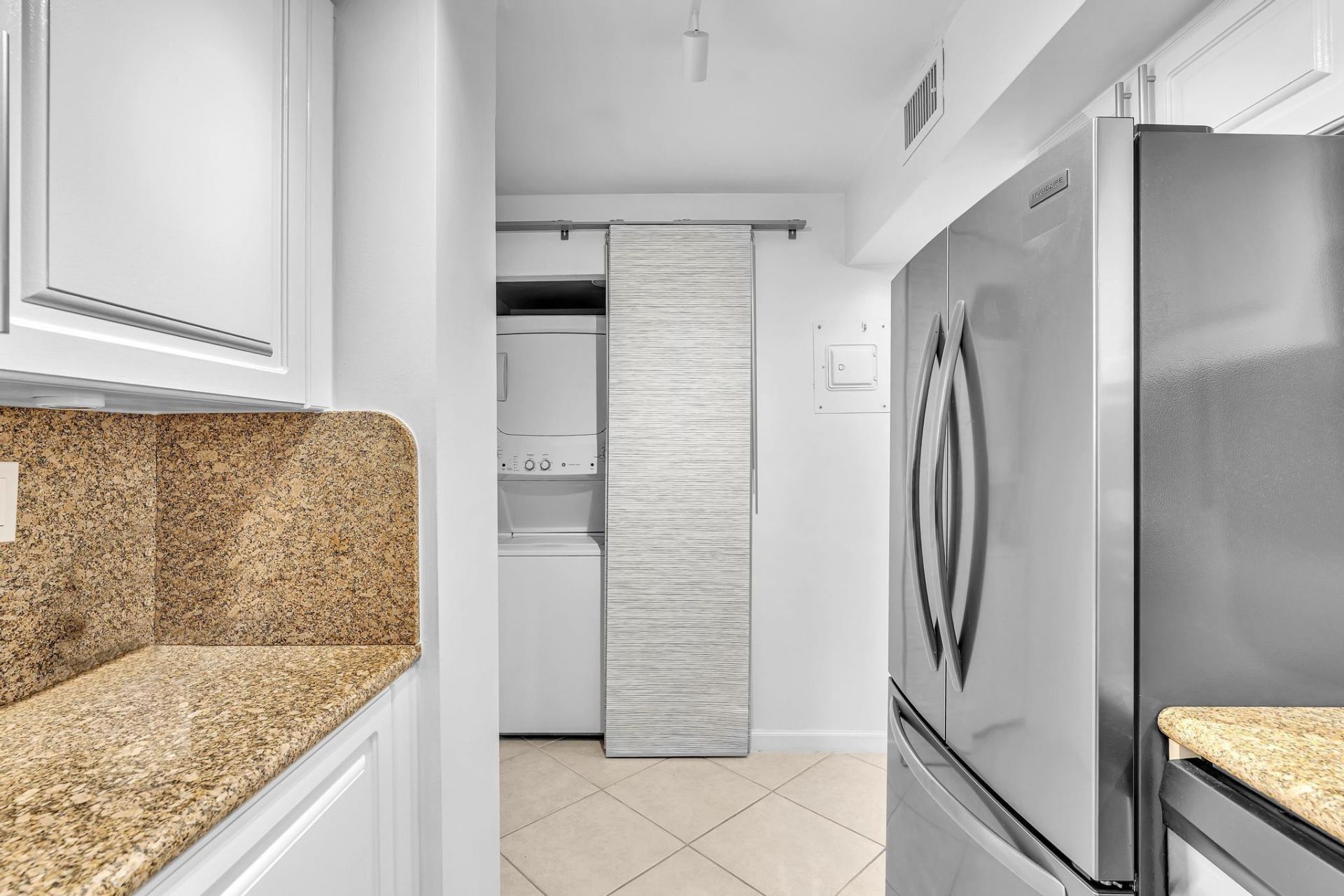 1600 SE 15th Street, Unit 305, Fort Lauderdale, FL 33316 Photo