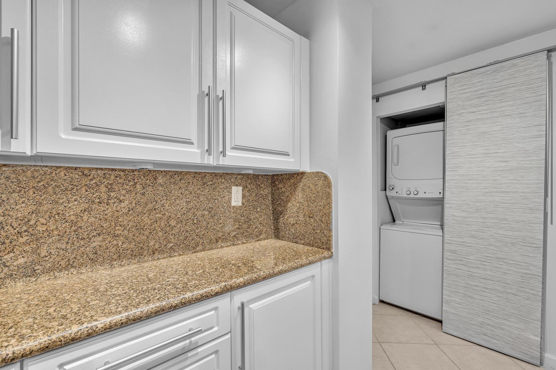 1600 SE 15th Street, Unit 305, Fort Lauderdale, FL 33316 Photo