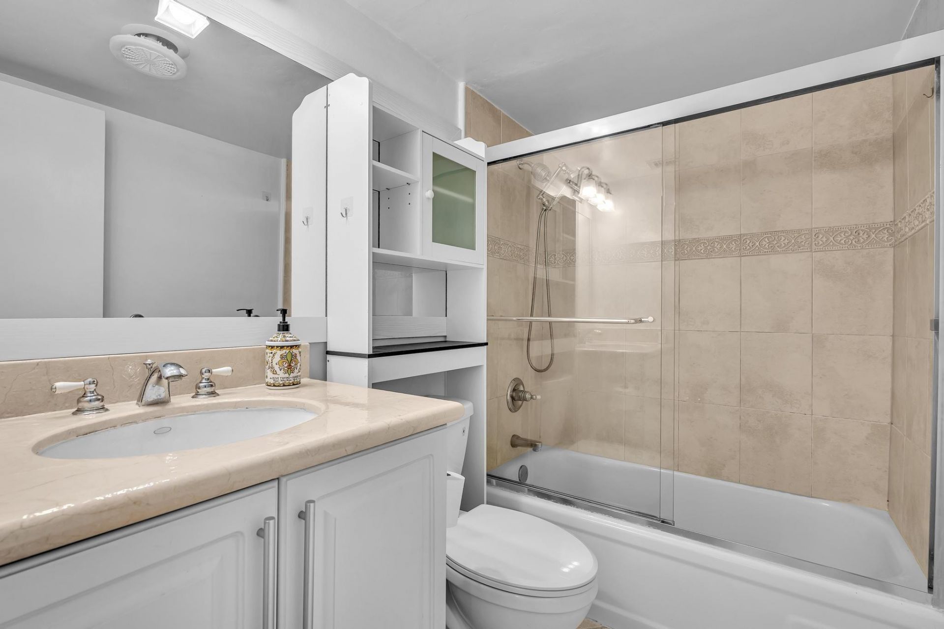 1600 SE 15th Street, Unit 305, Fort Lauderdale, FL 33316 Photo