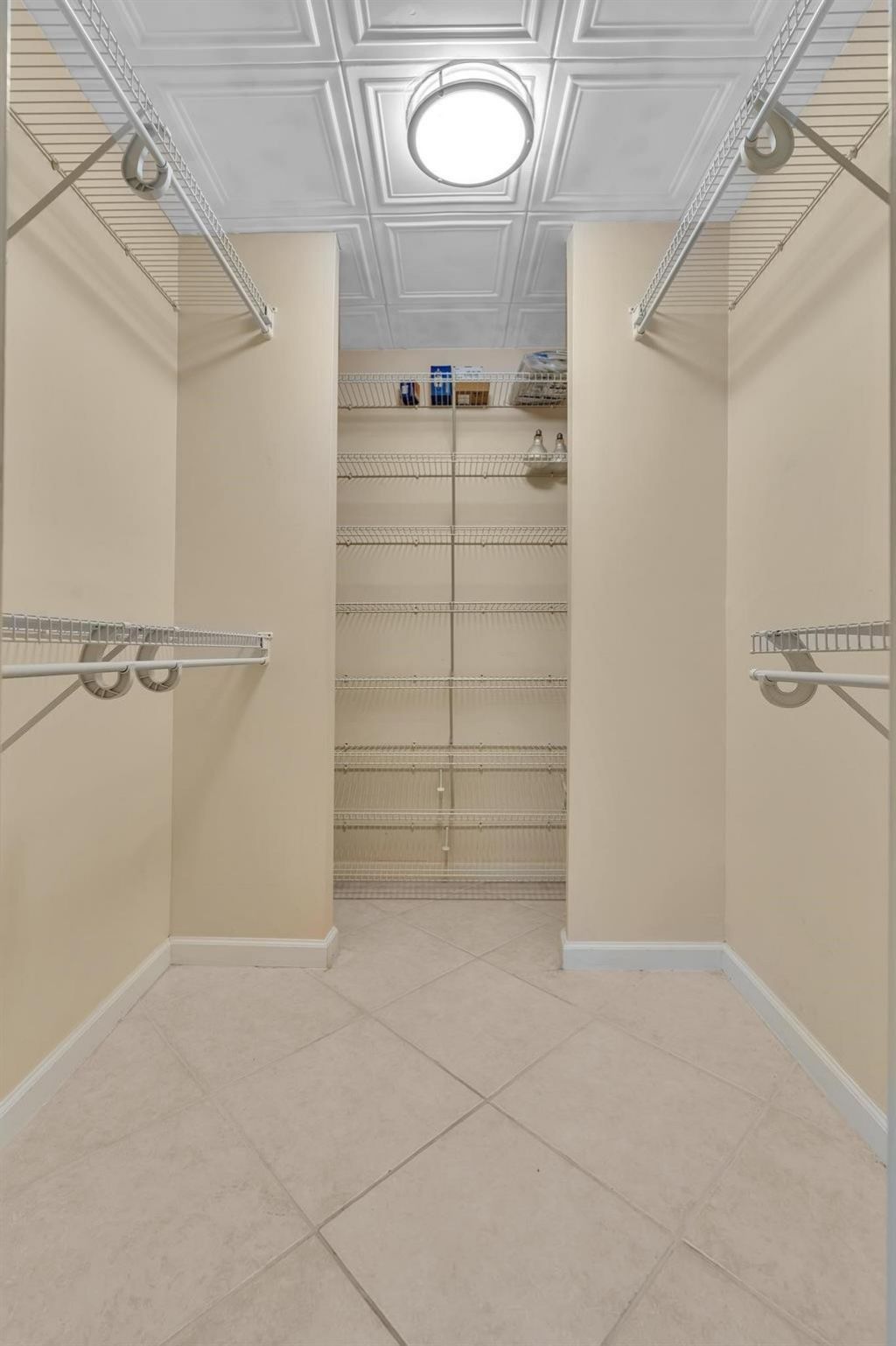 1600 SE 15th Street, Unit 305, Fort Lauderdale, FL 33316 Photo