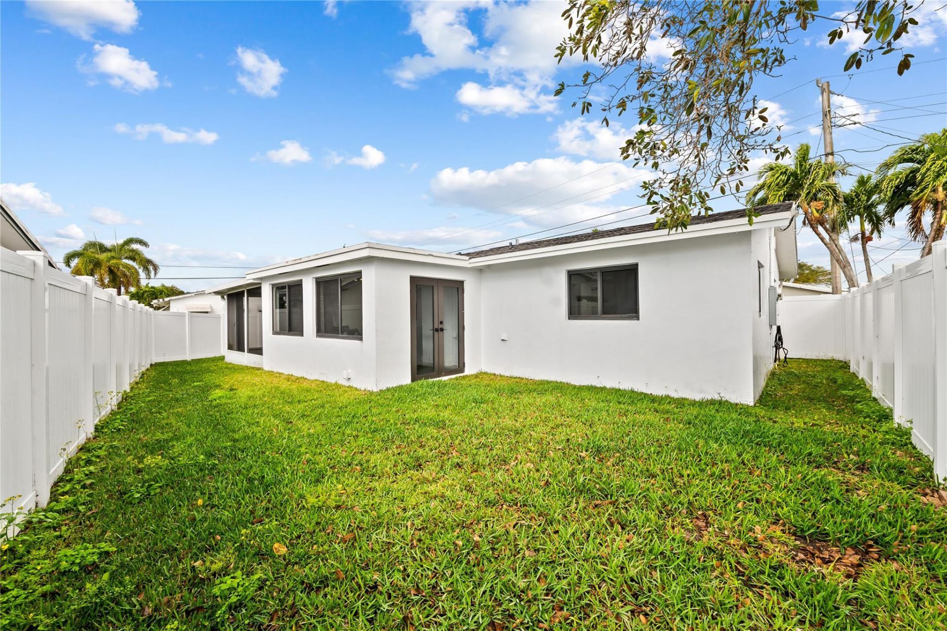 2634 NW 52nd Court, Fort Lauderdale, FL 33309 Photo