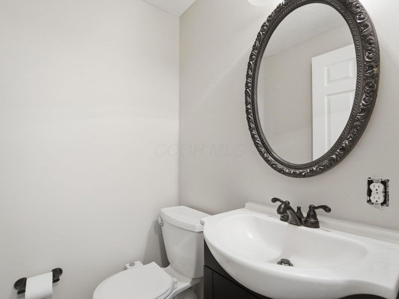 3846 Saddlebrook Court, Columbus, OH 43221 Photo 32