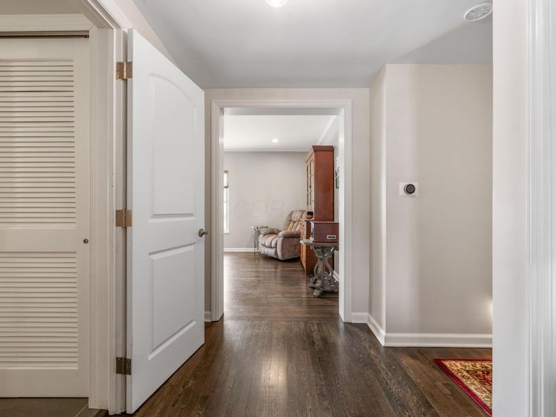 212 S Gould Road, Columbus, OH 43209 Photo 6