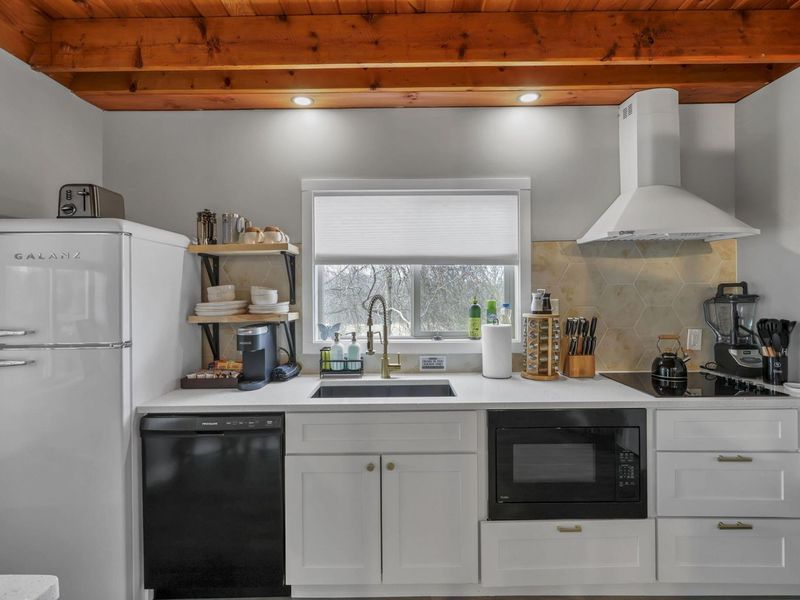 33014 Oliver Road, Logan, OH 43138 Photo 13