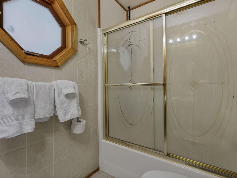 33014 Oliver Road, Logan, OH 43138 Photo 59