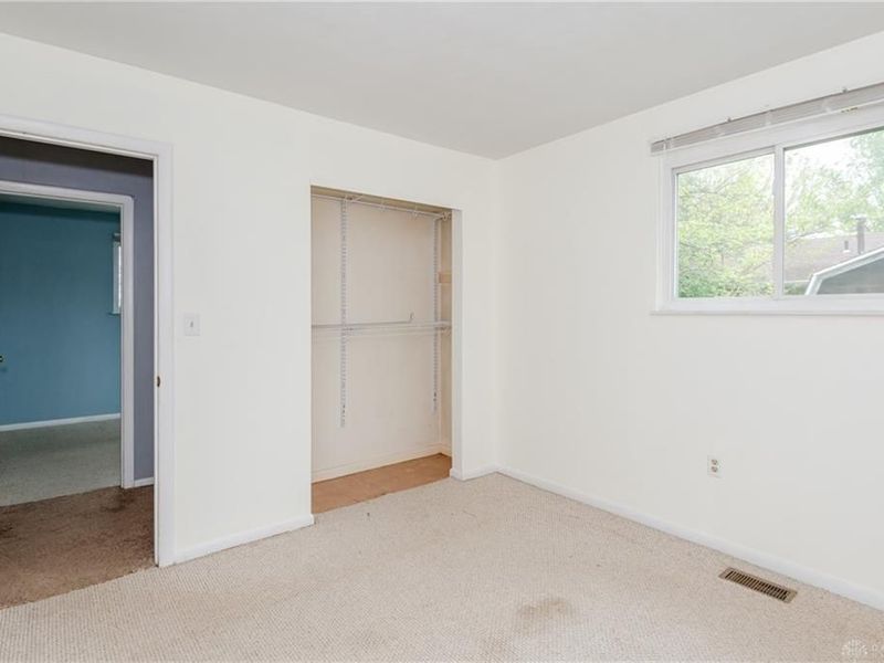 3862 Marion Drive, Enon Vlg, OH 45323 Photo 12