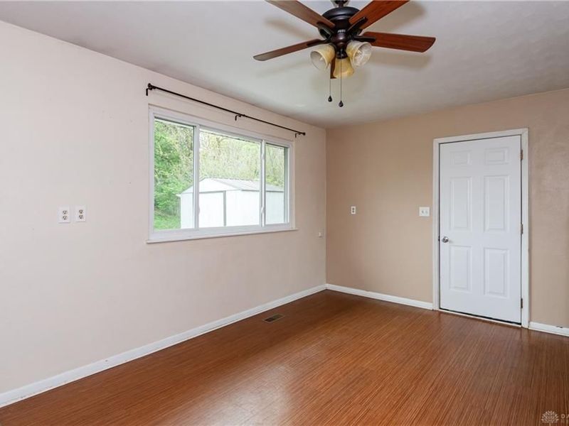 3862 Marion Drive, Enon Vlg, OH 45323 Photo 9