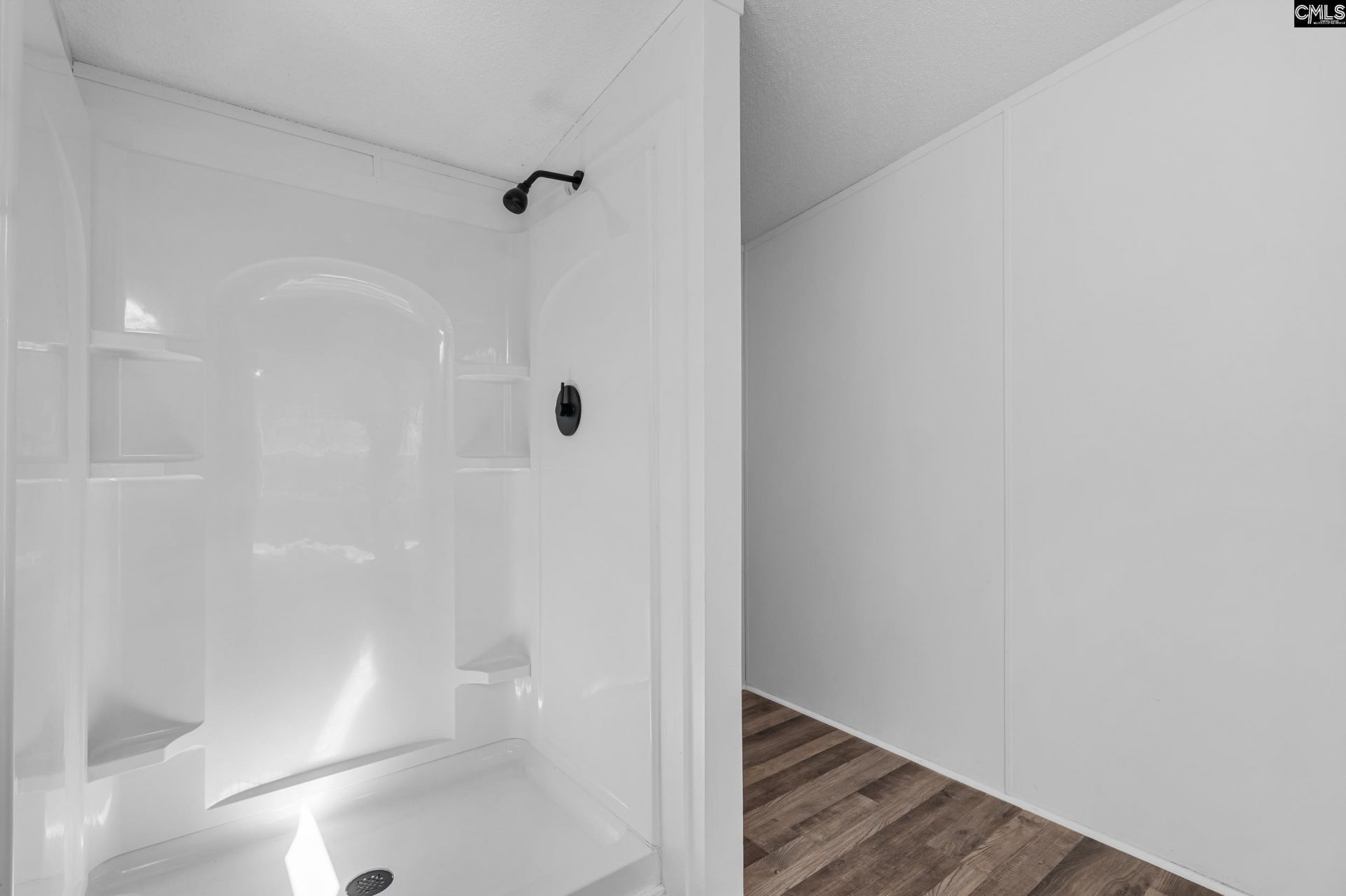 1749 Blacksgate East Road Photo 13