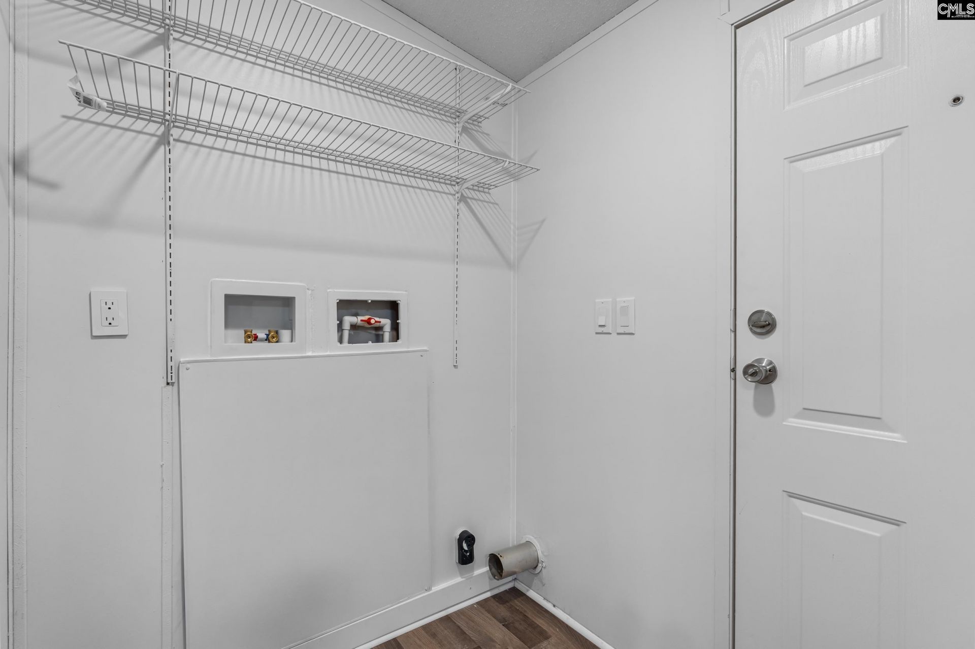 1749 Blacksgate East Road Photo 20