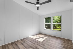 1749 Blacksgate East Road photo 4