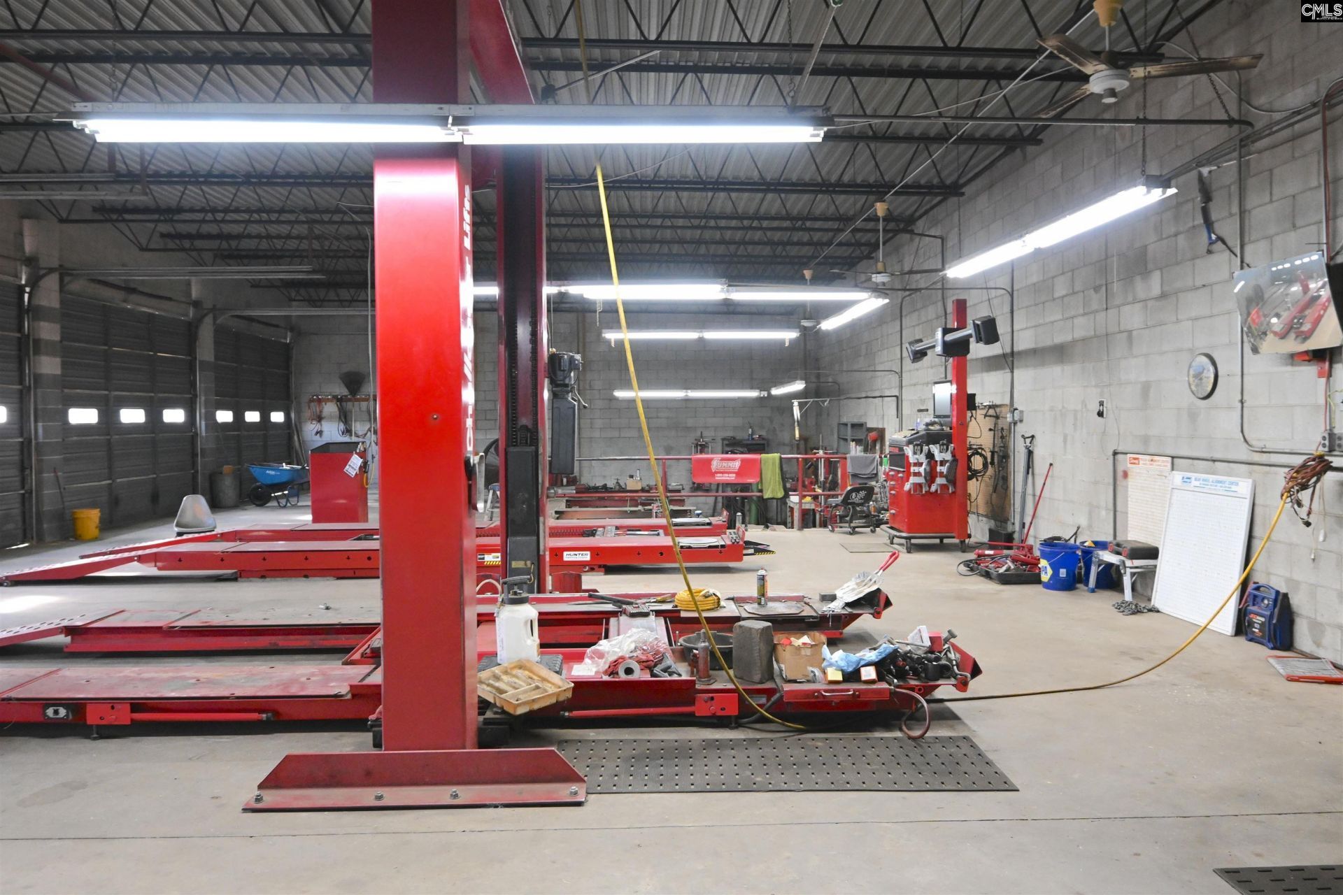 402 N Lee Street Photo 10