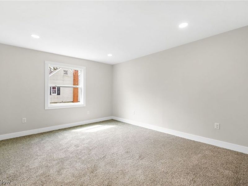 3208 Royal Avenue NE, Canton, OH 44705 Photo 10