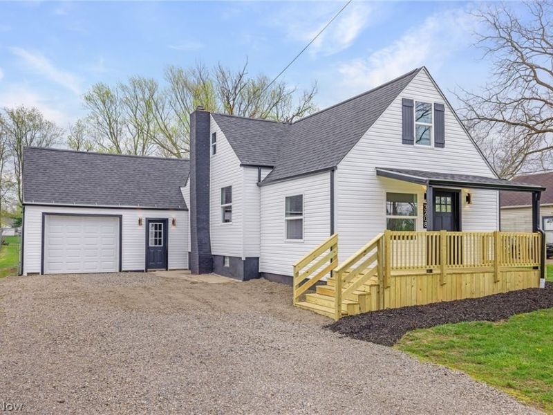 3208 Royal Avenue NE, Canton, OH 44705 Photo 2