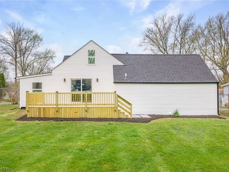 3208 Royal Avenue NE, Canton, OH 44705 Photo 3