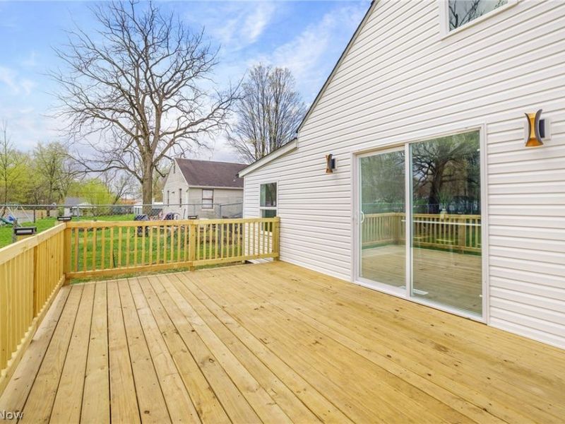 3208 Royal Avenue NE, Canton, OH 44705 Photo 4