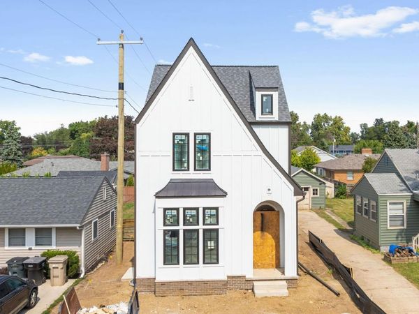 615 Napoleon Street, South Bend, IN 46617