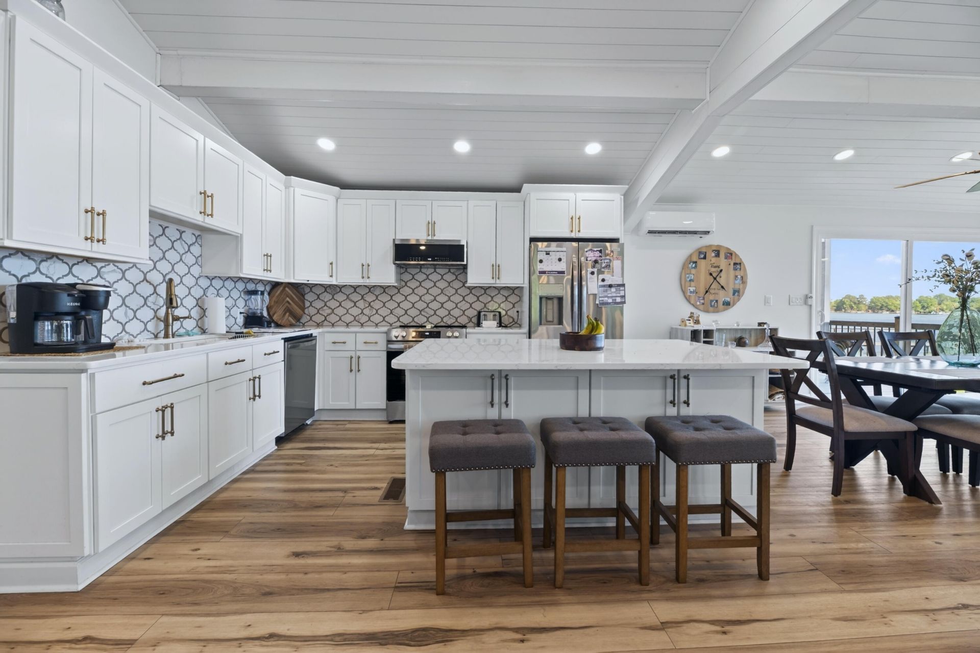 1719 Taw Caw Drive Photo 16