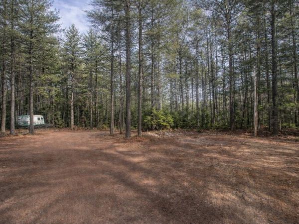 15 Stan's Road, Harrison, ME 04040